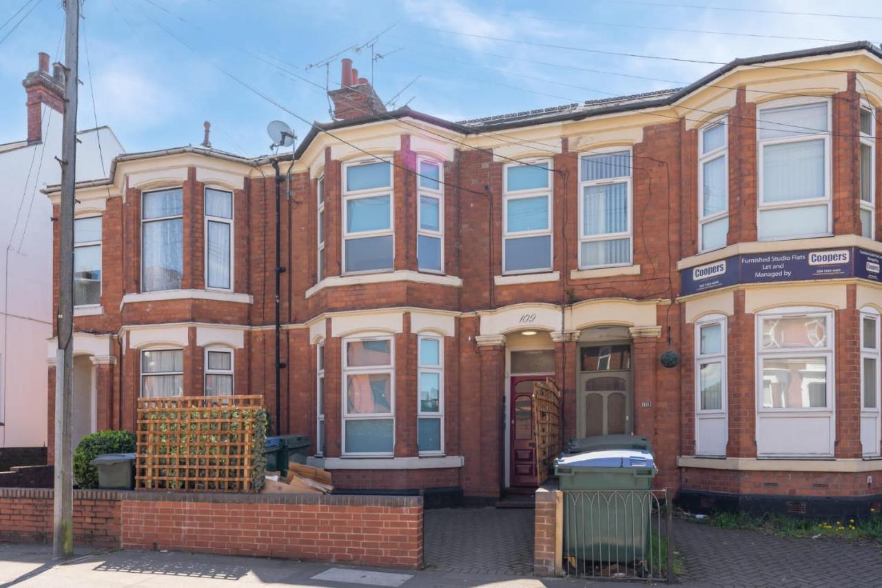 Superb One Bedroom Apartment In Coventry Cv1 *New* Zewnętrze zdjęcie